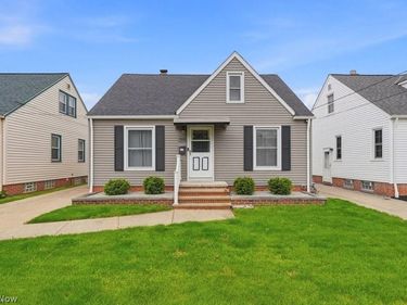 5066 W 6th Street, Brooklyn Heights, OH 44131