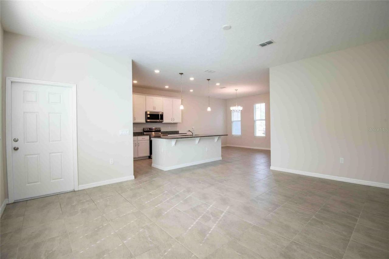 5072 Avalon Park Boulevard, Wesley Chapel, FL 33545 Photo