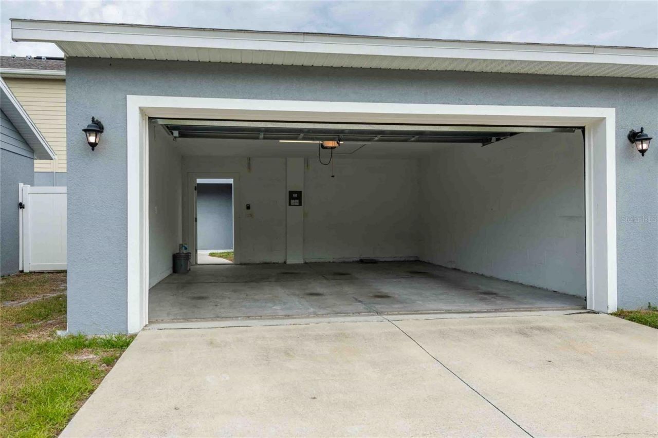 5072 Avalon Park Boulevard, Wesley Chapel, FL 33545 Photo