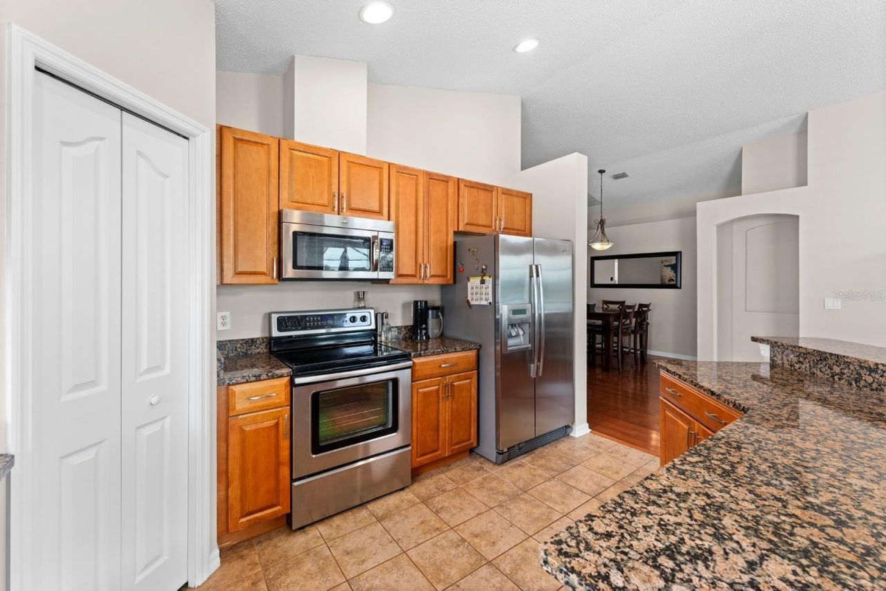 735 NE Addison Drive, Saint Petersburg, FL 33716 Photo