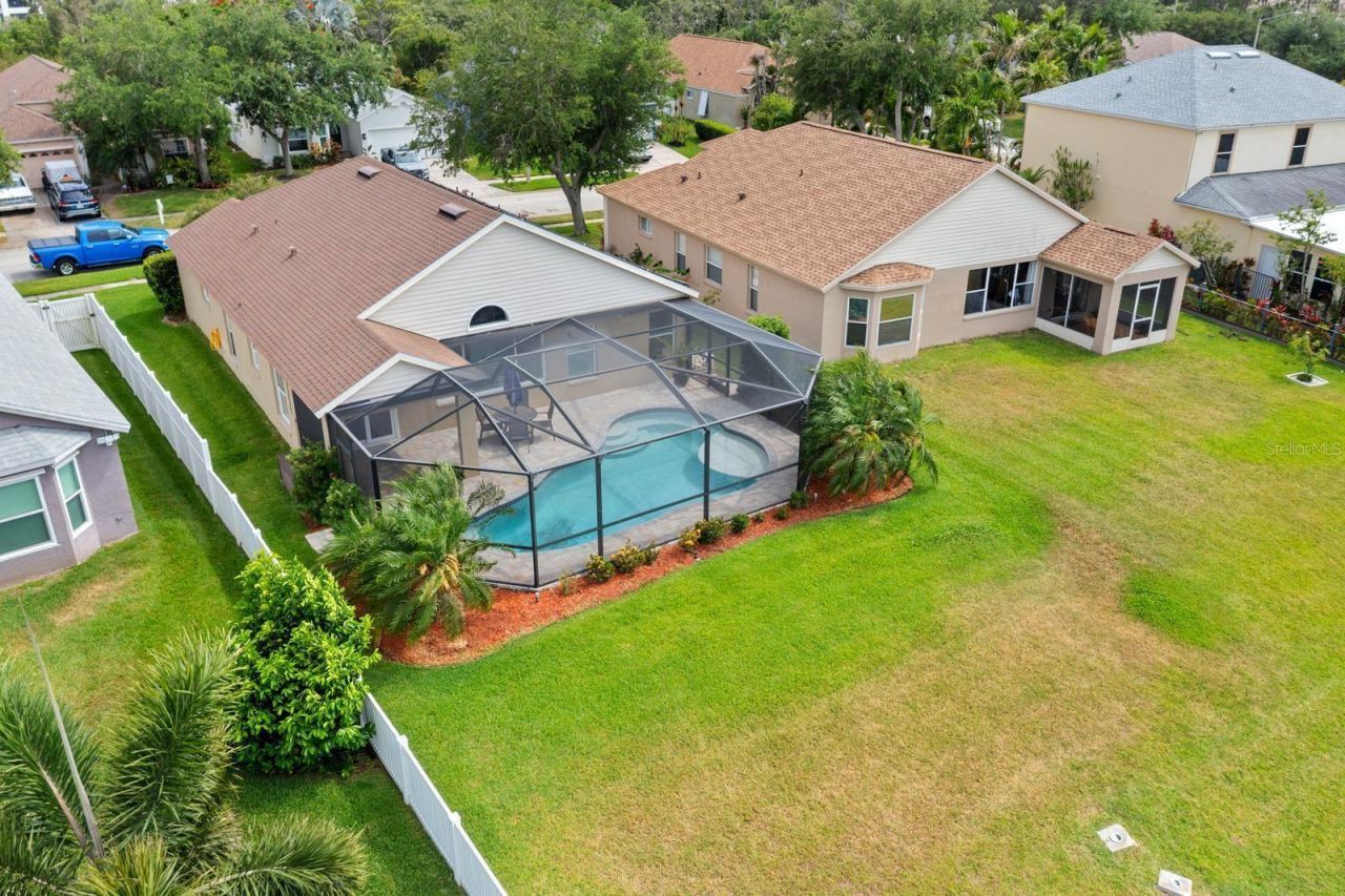 735 NE Addison Drive, Saint Petersburg, FL 33716 Photo