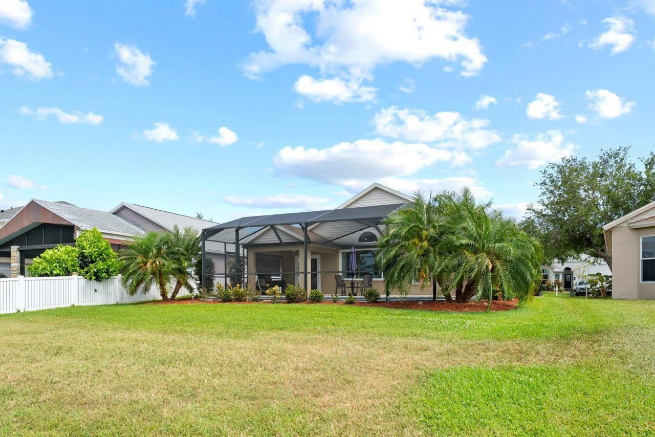 735 NE Addison Drive, Saint Petersburg, FL 33716 Photo