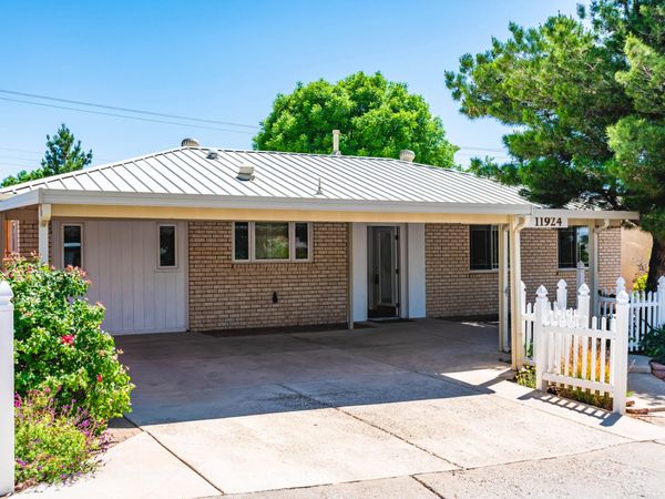 11924 Morrow Avenue NE, Albuquerque, NM 87112