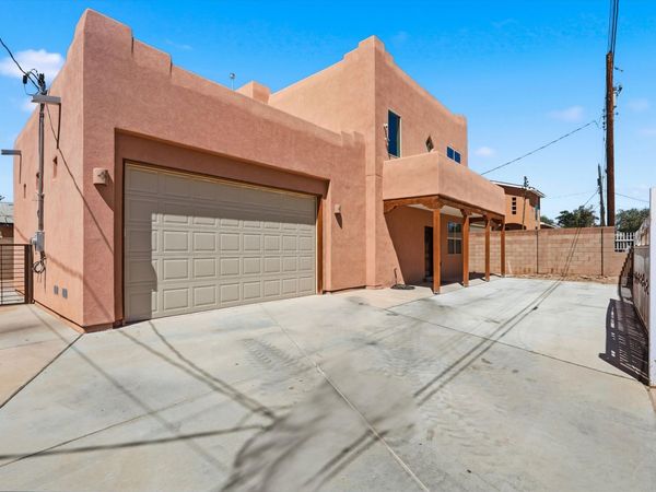 503 Martinez Drive NE, Albuquerque, NM 87102
