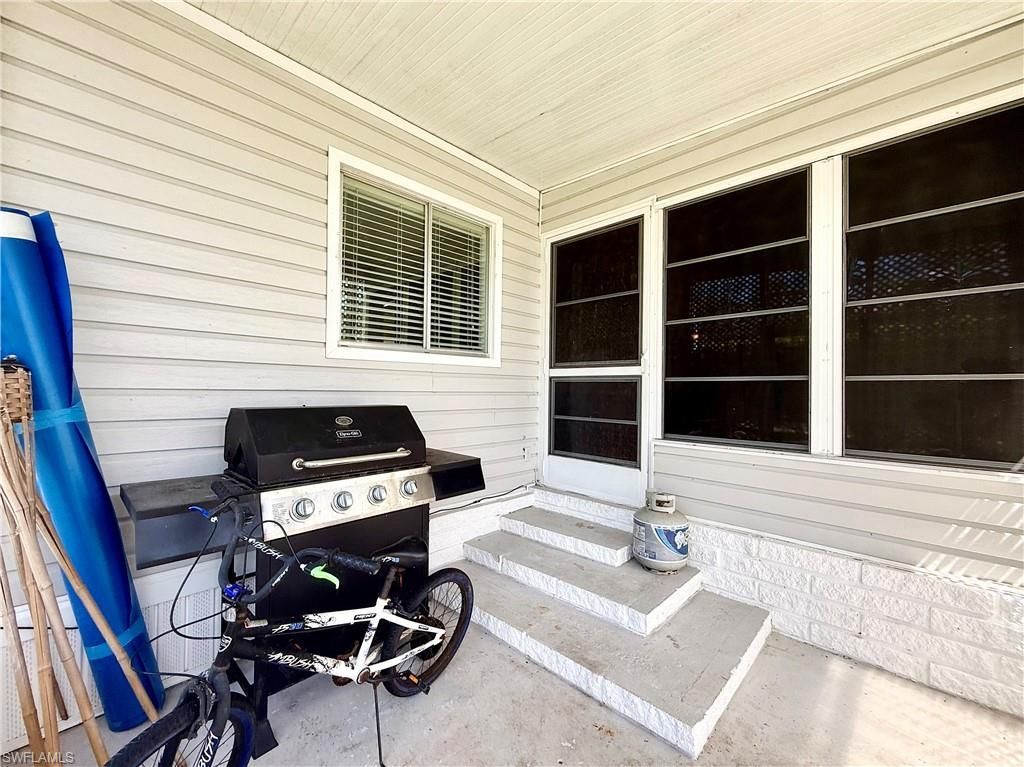 22 Turquoise Ave, Unit 22T, Naples, FL 34114 Photo