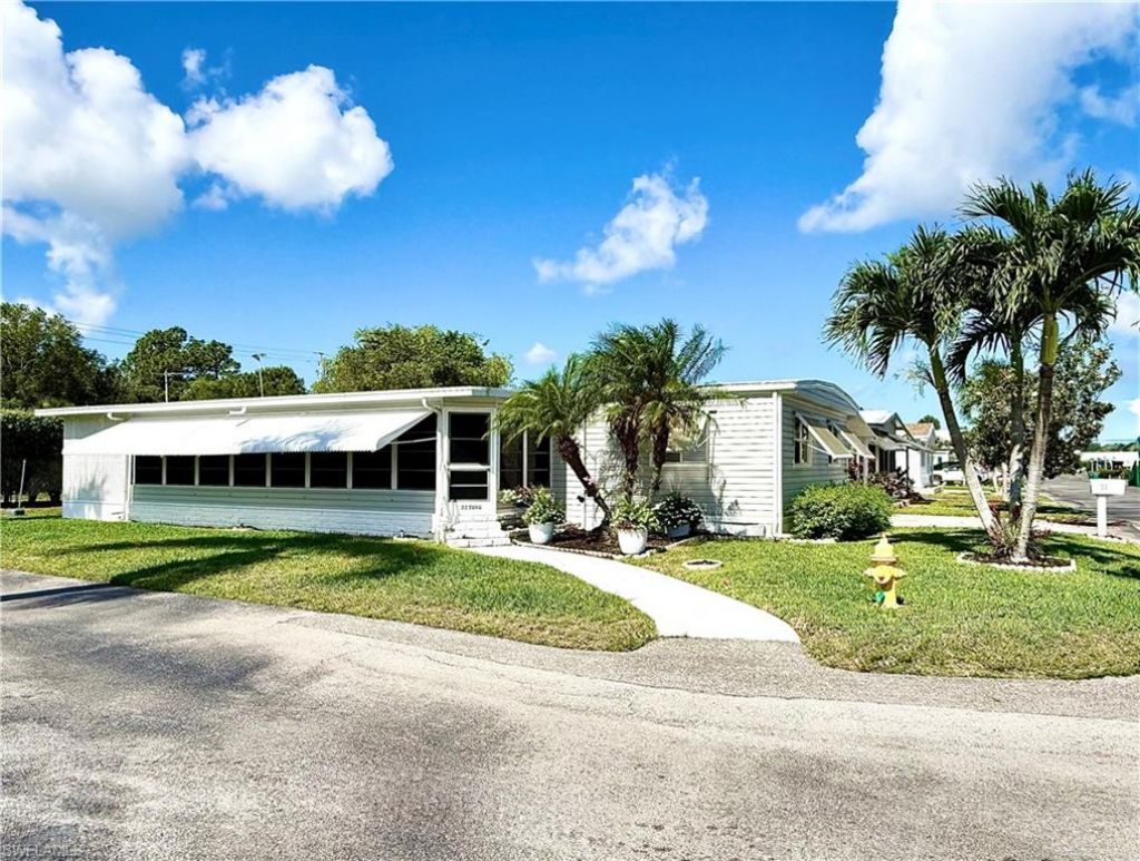 22 Turquoise Ave, Unit 22T, Naples, FL 34114 Photo
