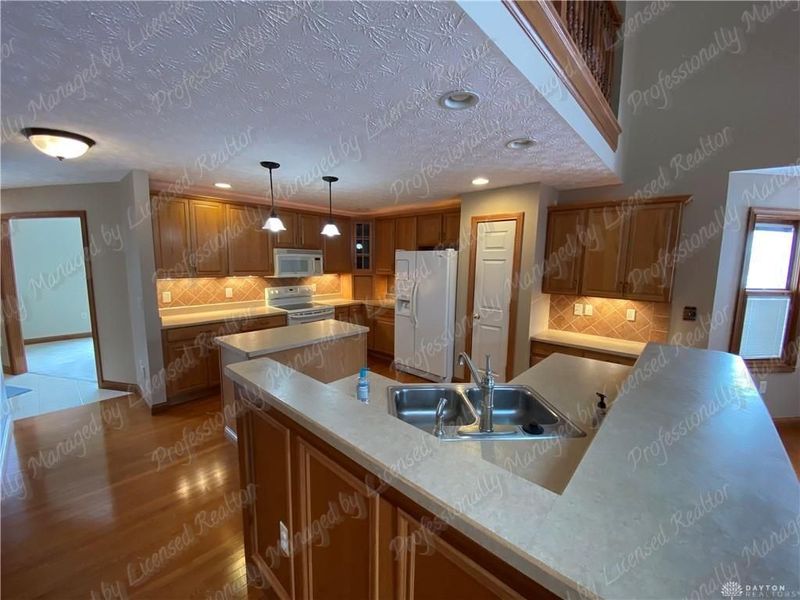 6353 Charlotte Court, Huber Heights, OH 45424 Photo 10