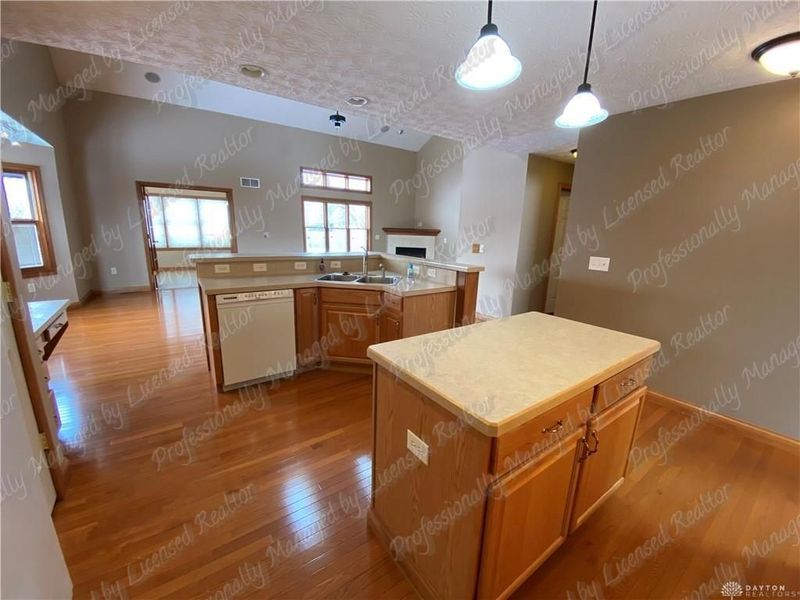 6353 Charlotte Court, Huber Heights, OH 45424 Photo 11