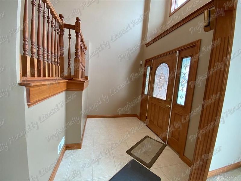 6353 Charlotte Court, Huber Heights, OH 45424 Photo 3