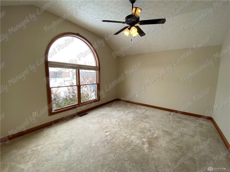 6353 Charlotte Court, Huber Heights, OH 45424 Photo 5
