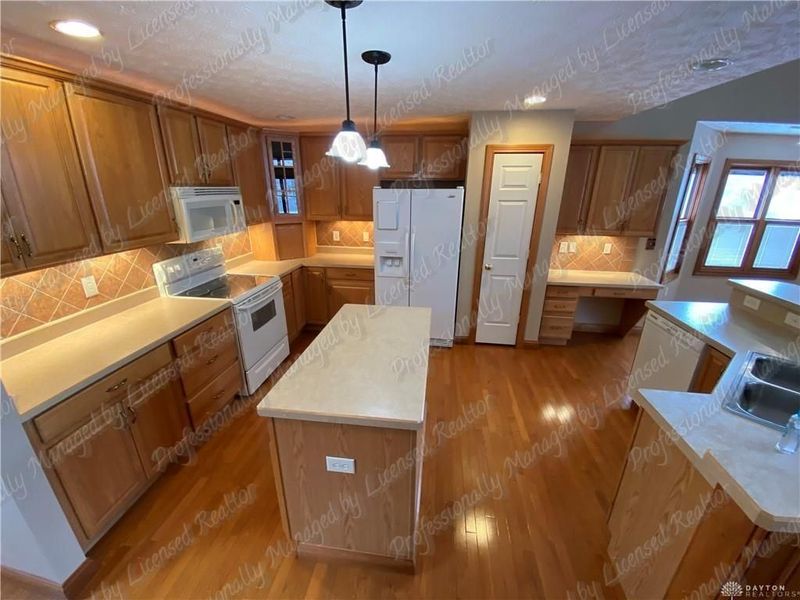 6353 Charlotte Court, Huber Heights, OH 45424 Photo 8