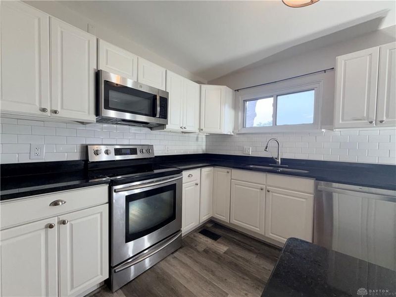 441 Townsend Place, Riverside, OH 45431 Photo 9