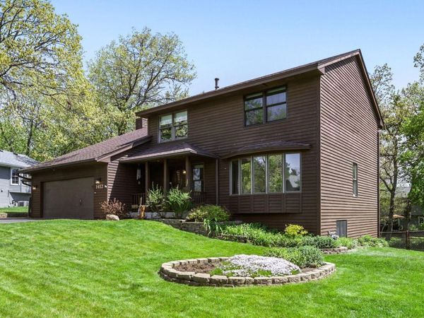 1412 Rushmore Crescent, Burnsville, MN 55306