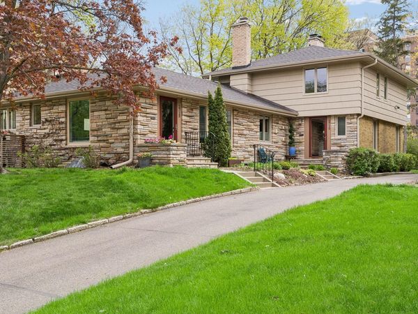 2713 W 28th Street W, Minneapolis, MN 55416