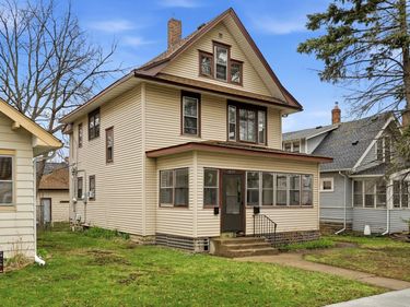 1259 Charles Avenue, Saint Paul, MN 55104