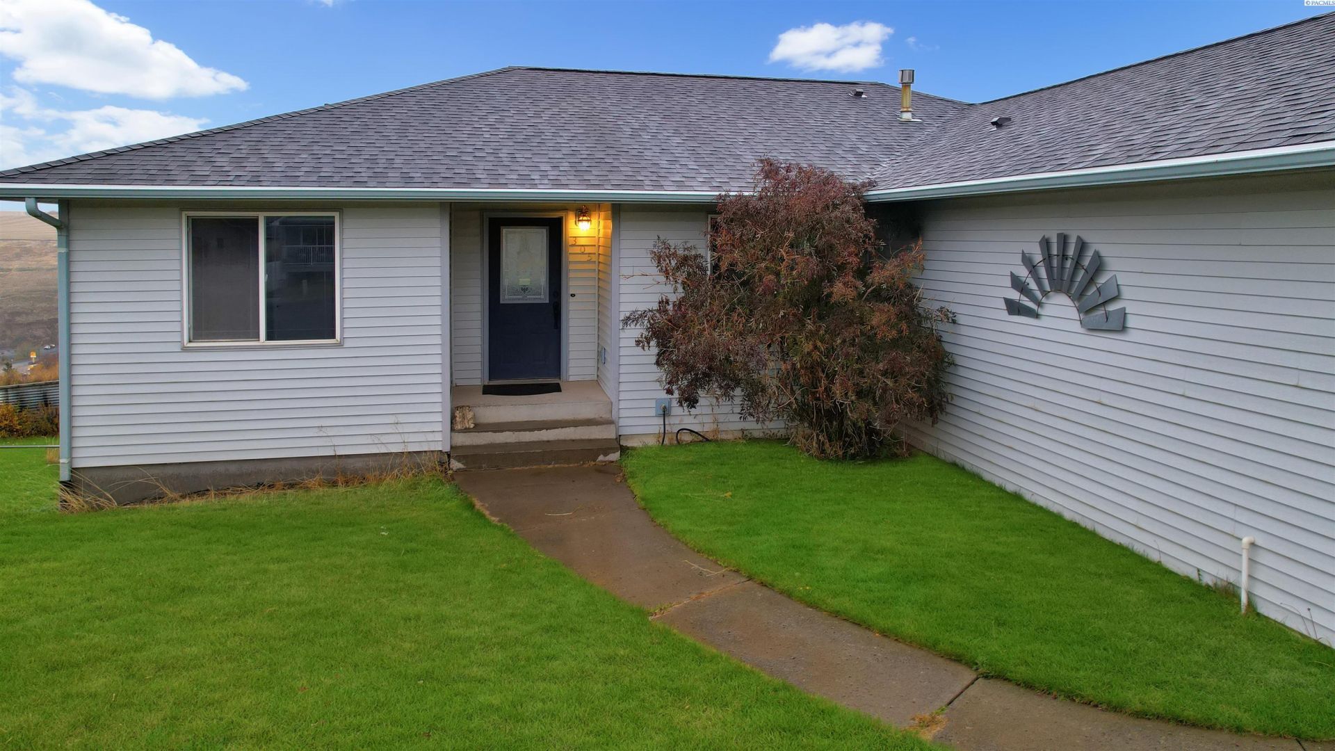 305 E Ledbetter, Colfax, WA 99111 Main Photo