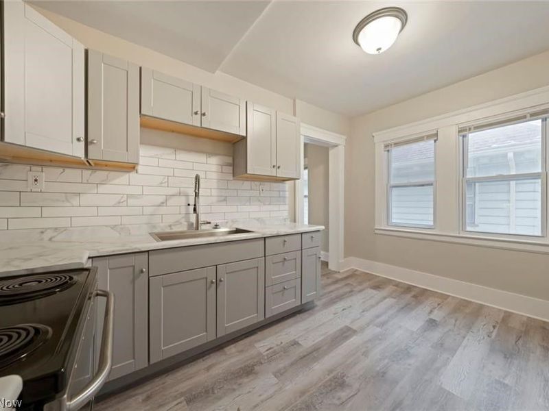 2016 W 85th Street, Cleveland, OH 44102 Photo 8