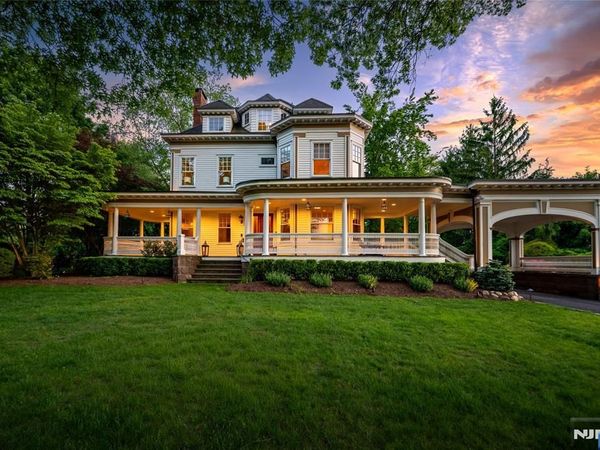 640 Ridgewood Avenue, RIDGEWOOD, NJ 07450