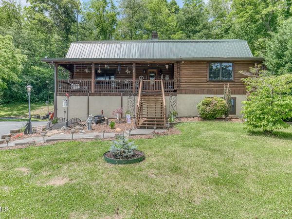 1901 East Oakland Avenue, Johnson City, TN 37601