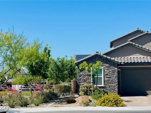 4376 Latitude Valley Court, North Las Vegas, NV 89084