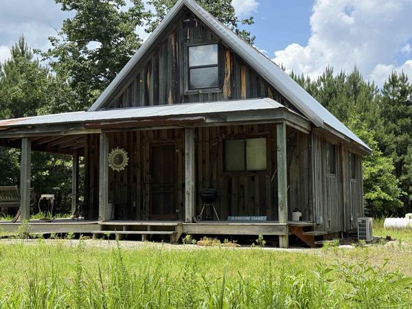 2061 Chapel Hill Road , Melbourne, AR 72556