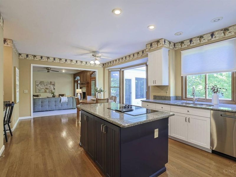 9177 Pinewood Drive, Loveland, OH 45140 Photo 18