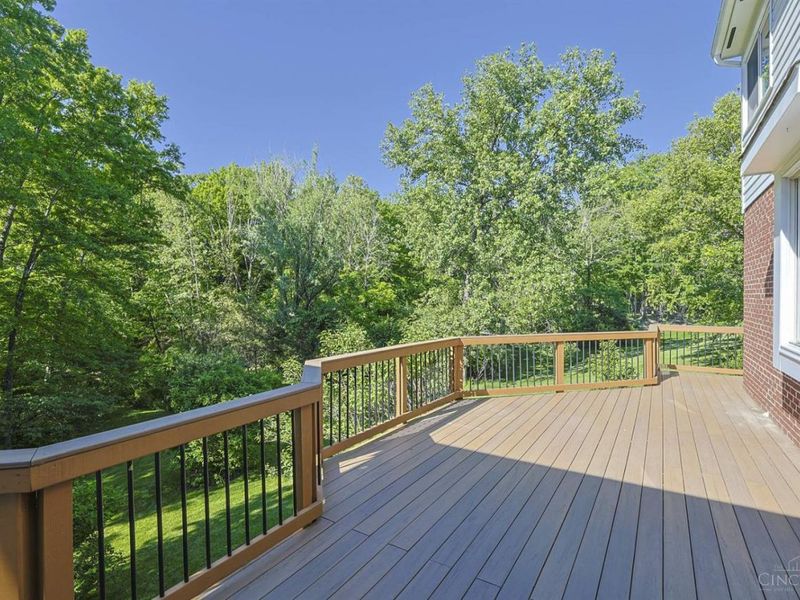 9177 Pinewood Drive, Loveland, OH 45140 Photo 57