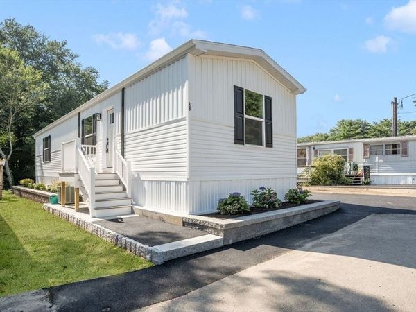 4 Northwest, Unit 4, North Attleboro, MA 02760