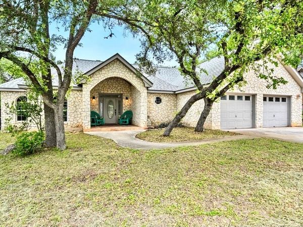 2104 Lancaster ST, San Marcos, TX 78666
