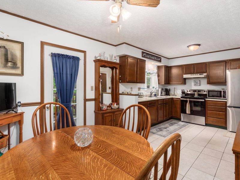 2405 Dorothy Lane, Grove City, OH 43123 Photo 13