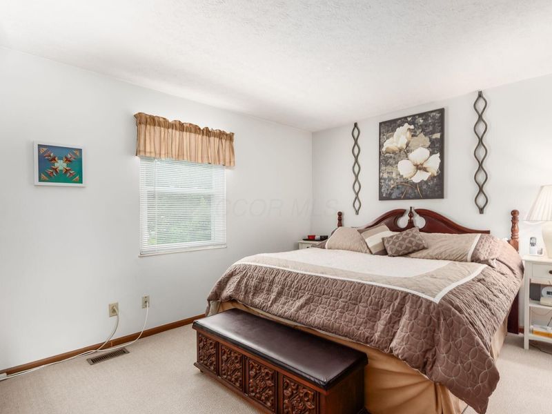 2405 Dorothy Lane, Grove City, OH 43123 Photo 14