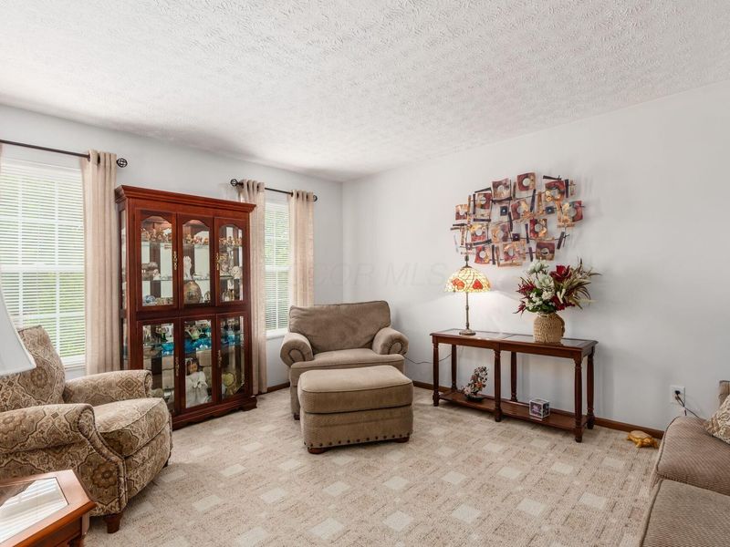 2405 Dorothy Lane, Grove City, OH 43123 Photo 5