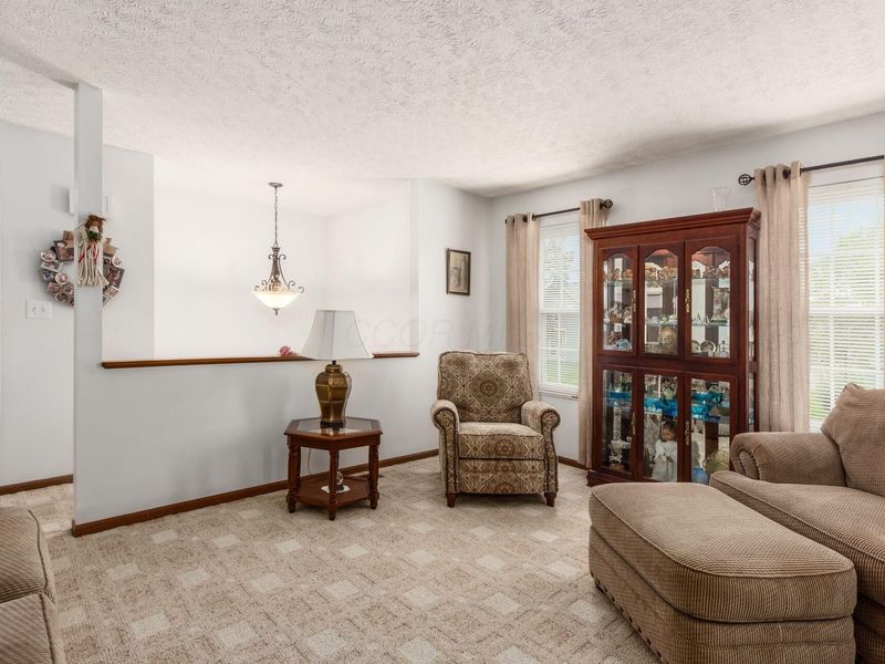 2405 Dorothy Lane, Grove City, OH 43123 Photo 6