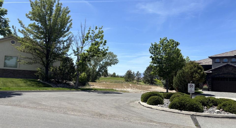 6393 Rey Del Sierra Drive, Sparks, NV 89436 Photo
