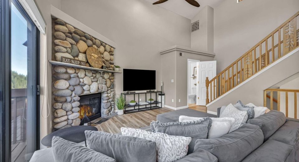 400 Fairview Boulevard, Unit 215, Incline Village, NV 89451 Photo