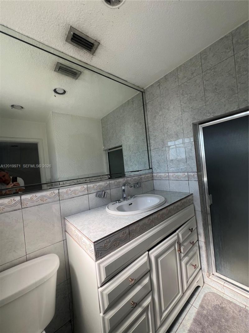 2860 NW 207th St , Miami Gardens, FL 33056 Photo