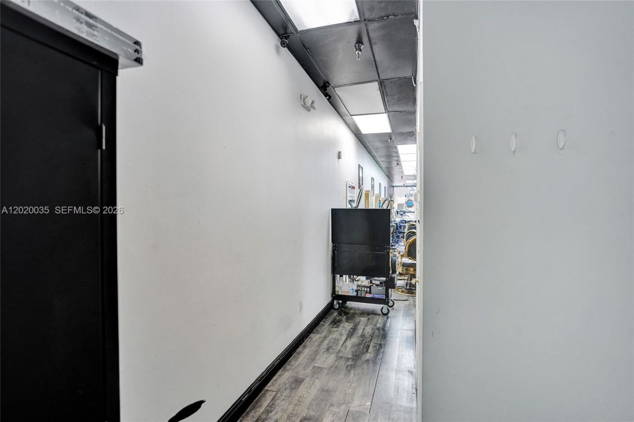 1120 Royal Palm Beach , Royal Palm Beach, FL 33411 Photo