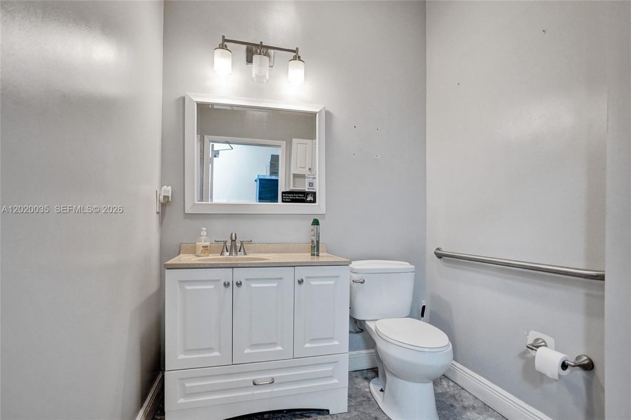 1120 Royal Palm Beach , Royal Palm Beach, FL 33411 Photo