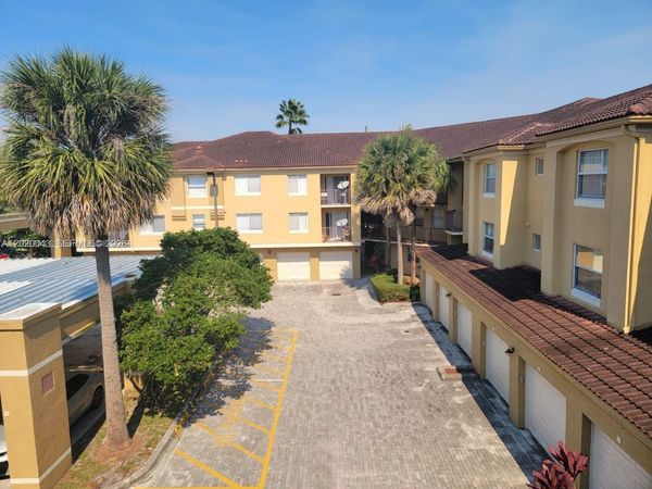 741 N Pine Island Rd , Unit 308, Plantation, FL 33324