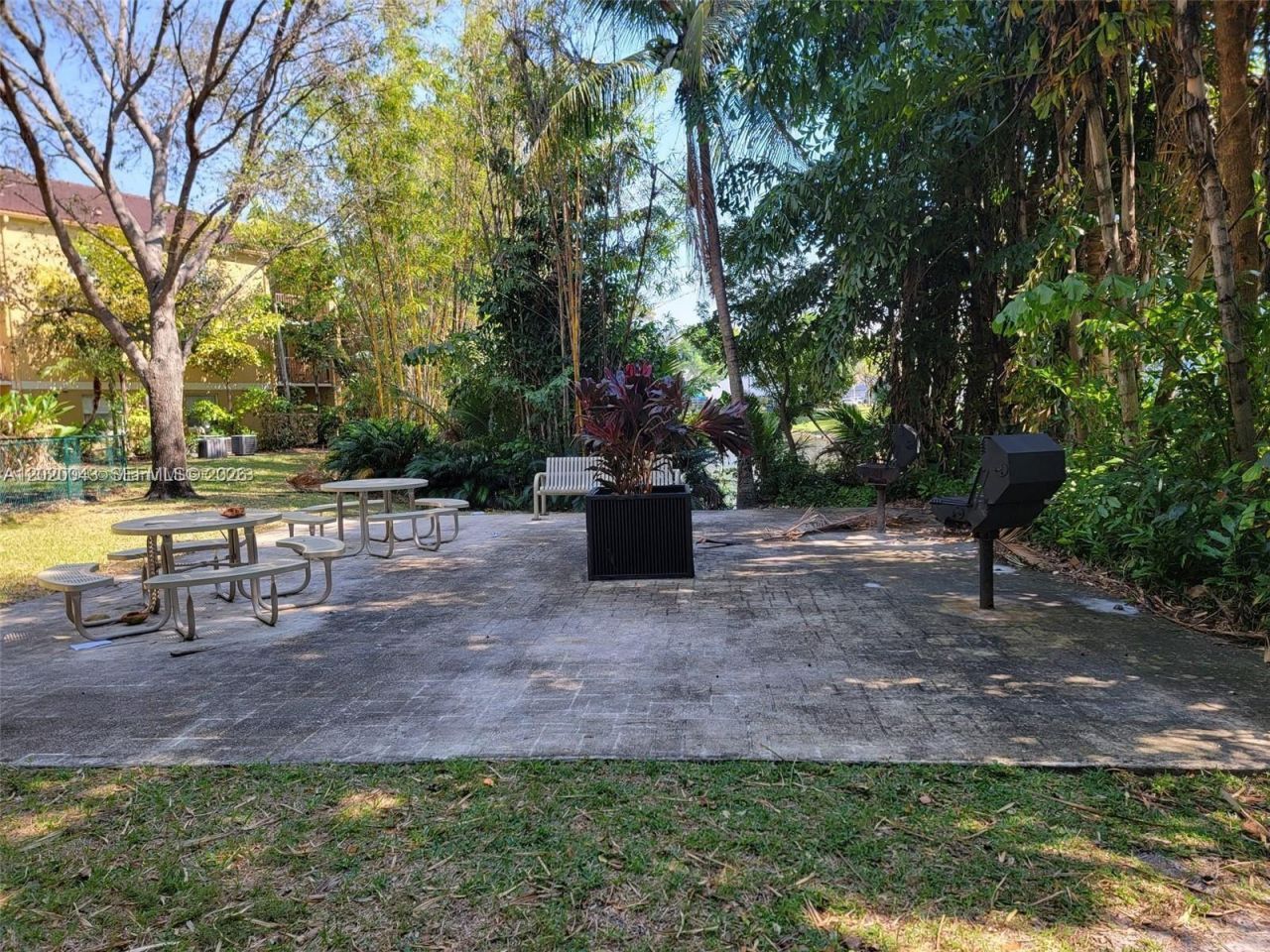 741 N Pine Island Rd , Unit 308, Plantation, FL 33324 Photo