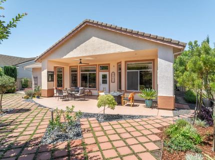 7122 Dream Inn Ln, Roseville, CA 95747 Photo
