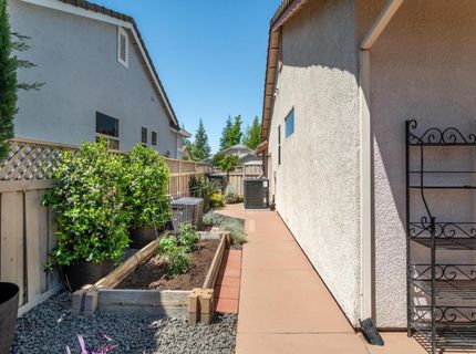 7122 Dream Inn Ln, Roseville, CA 95747 Photo