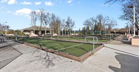 7122 Dream Inn Ln, Roseville, CA 95747 Photo