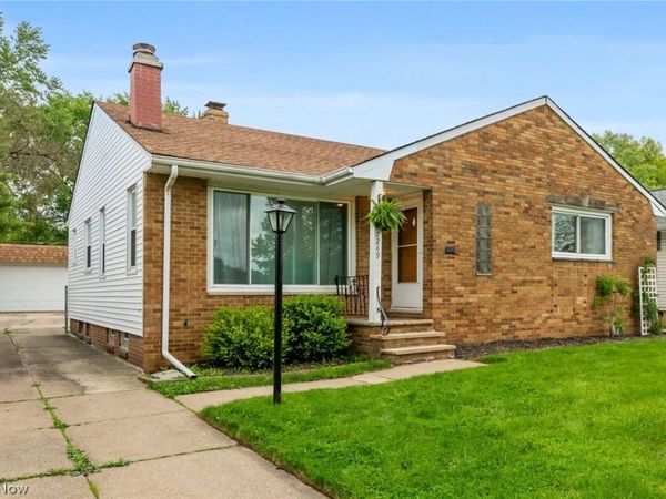 7249 Greenleaf Avenue , Parma, OH 44130