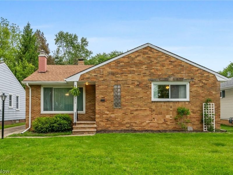 7249 Greenleaf Avenue, Parma, OH 44130 Photo 2