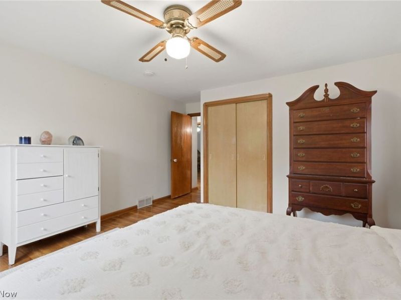 7249 Greenleaf Avenue, Parma, OH 44130 Photo 20