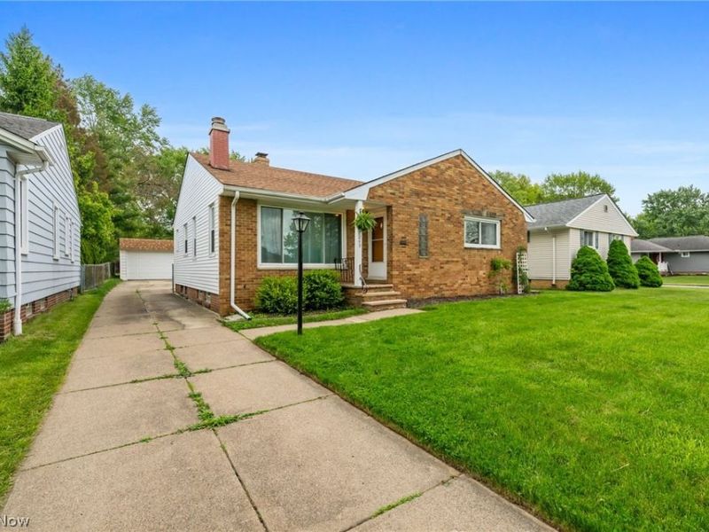 7249 Greenleaf Avenue, Parma, OH 44130 Photo 32