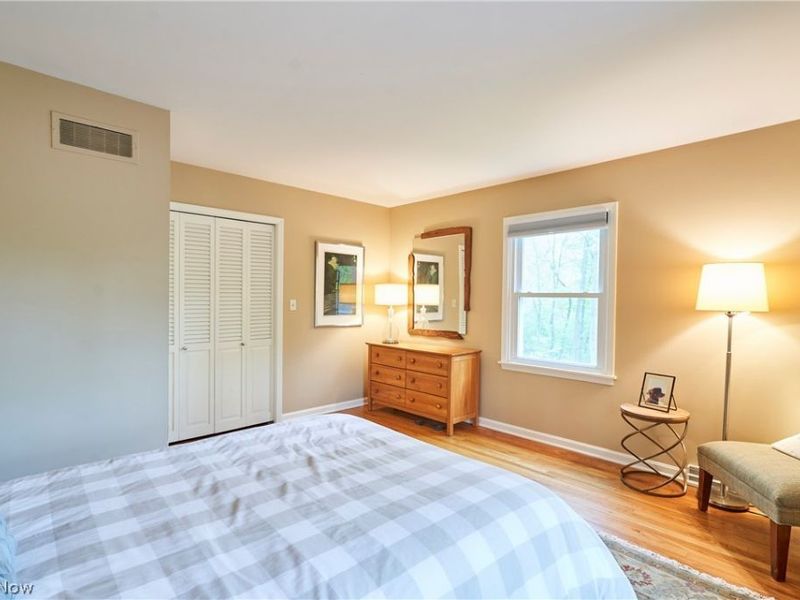 475 Somerset Road , Akron, OH 44313 Photo 18