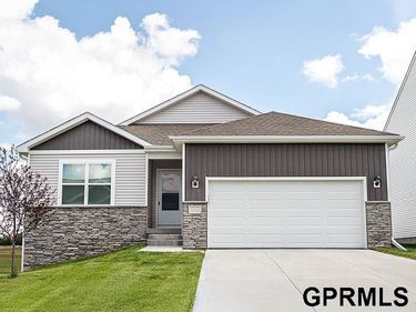 5524 Fenwick Street , Bellevue, NE 68133