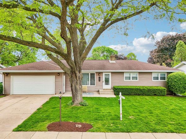605 5th Street, Waunakee, WI 53597